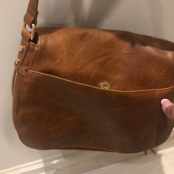 Crossbody purse. - Picture 5 of 7